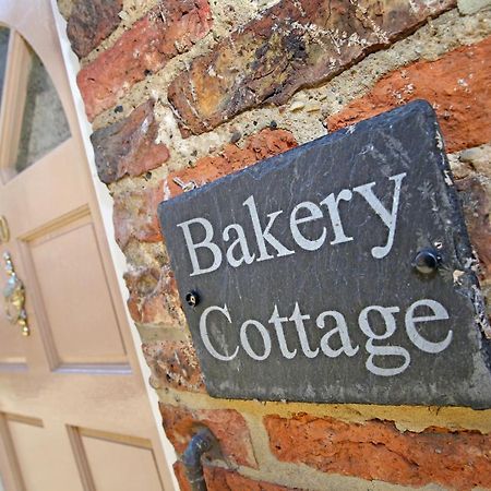 Thirsk Stays - Bakery Cottage Eksteriør billede